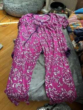 carole hochman set size large